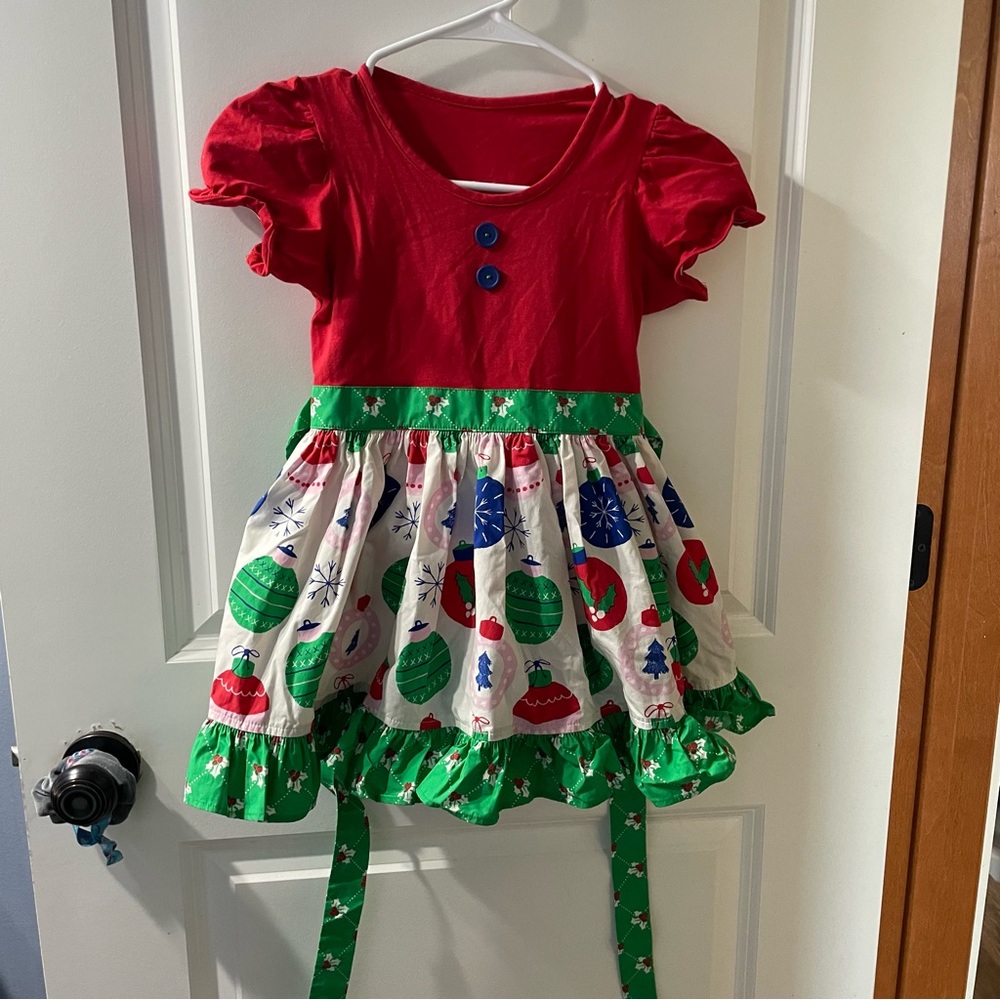 Eleanor Rose Red and Green Holiday Top